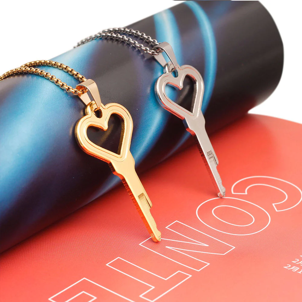 Heart Shaped Chastity Cage Cylinder Lock With Chain - Image 5